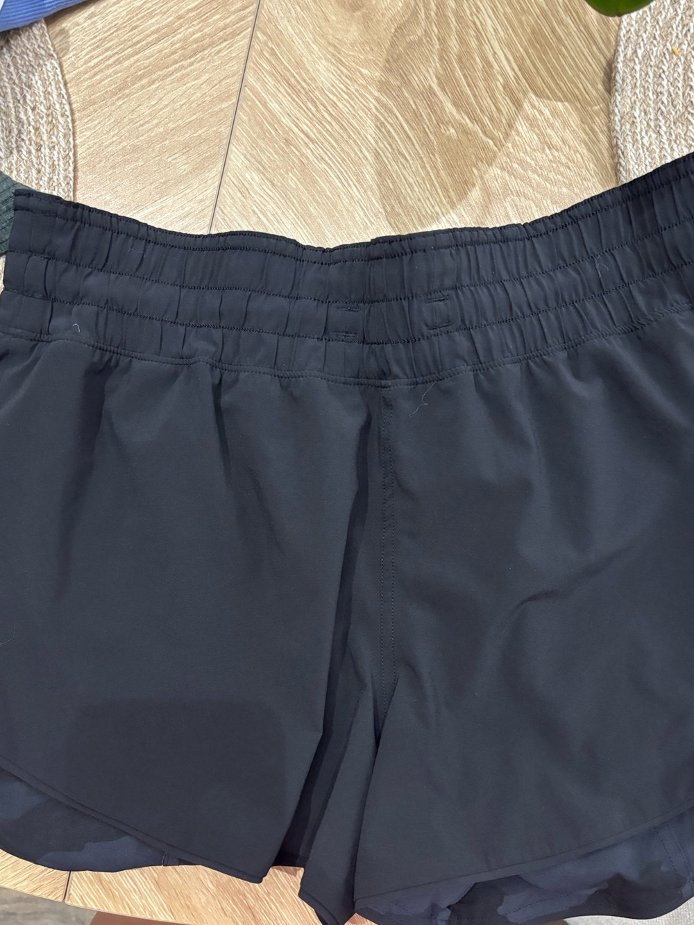 lululemon athletica Black Elastic-Waist Performance Shorts